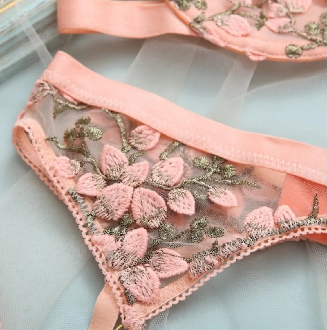 Lingerie Garter Set Embroidered