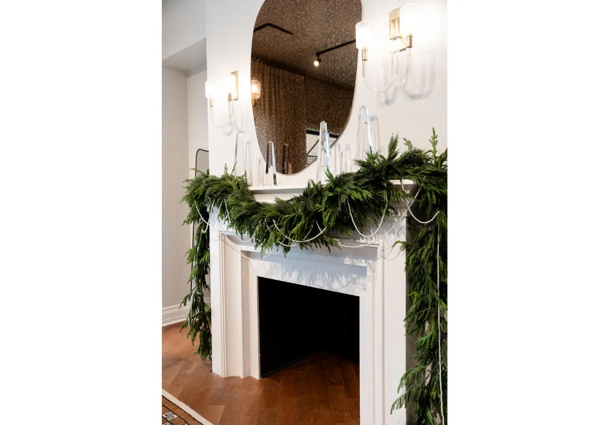 LUSH GREEN CEDAR GARLAND