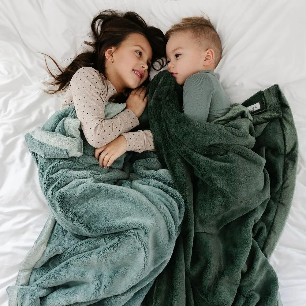 Saranoni Lush Receiving Blanket | Hunter